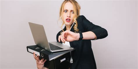 toujours en retard voici les raisons qui expliquent cette attitude