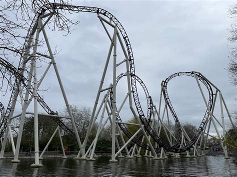 Got to ride [Ride to Happiness, Plopsaland de Panne] for the first time ...