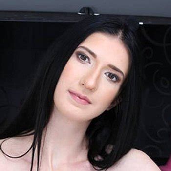 Ava Harris Babe Page Watch This Pornstar On FreeOnes