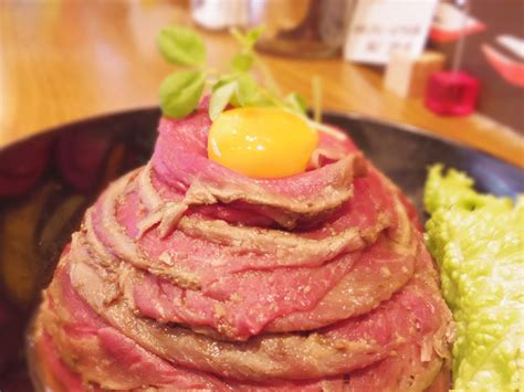 「the 肉丼の店」のレアローストビーフ丼も！最強の飯テロメニュー ライブドアニュース