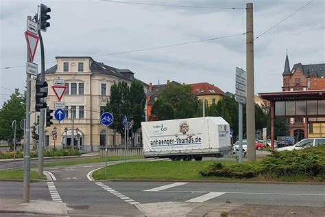 Illegale Werbung Anh Nger Mit Firmen Reklame An Fr Herer Zenti In