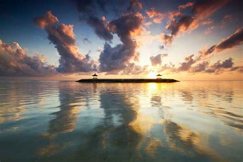 Pantai Sanur Keindahan Matahari Terbit Di Pulau Dewata Bali