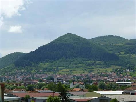 Alignment Of The Bosnian Pyramid Of The Sun” Before Atlantis