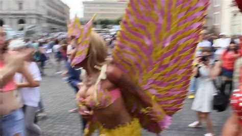 Beautiful Transgender At Rome Gay Pride Parade AShemaletube