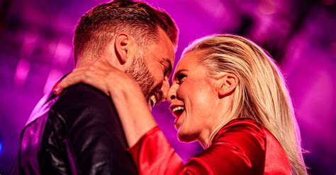 Bijzondere Dag Voor Jim Bakkum En Bettina Holwerda Shownieuws