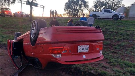 Autopista M Xico Pachuca Vuelca Veh Culo