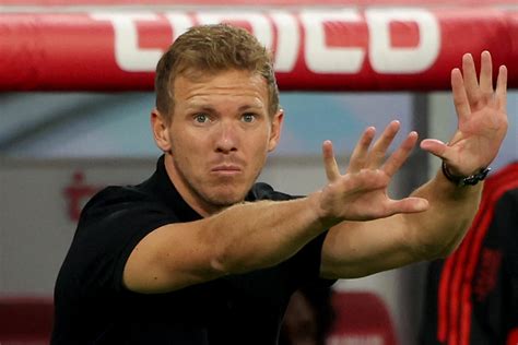 90PLUS FC Bayern Nagelsmann Ich würde gerne mal so ein Foto