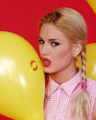 Blonde Babe With A Killer Ass Porn Pictures XXX Photos Sex Images