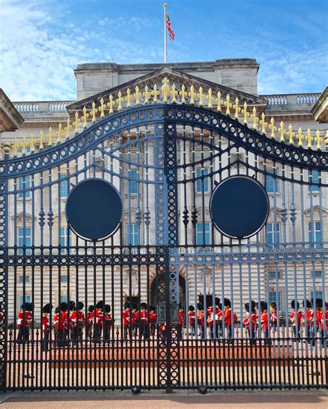 British History & Culture — Buckingham Palace