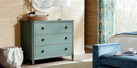 Trafford Accent Chest | Bassett Furniture