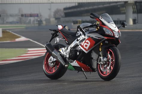 Essai Aprilia Rsv Rf L Ultra Connect E