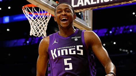 Deaaron Fox 2025 Corvette Linzy Phaidra