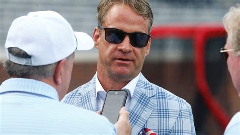 Ole Miss football coach Lane Kiffin, daughter chat football on Tiktok