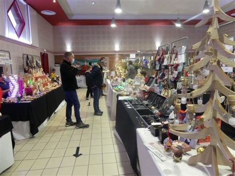 Belle réussite du 1er Marché de Noël Méry sur Seine Site officiel