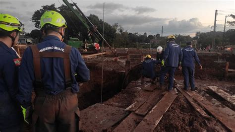 Homem Morre Soterrado Ap S Pilar De Obra Desabar Em Xanxer R Dio L Der