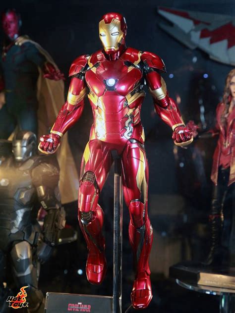Hot Toys Shows Off CAPTAIN AMERICA CIVIL WAR Action Figure Collection GeekTyrant