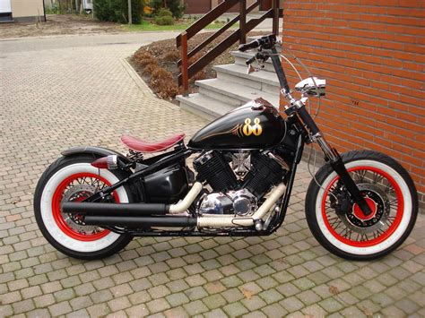 Cafe Racer Special: Yamaha Dragstar 1100 oldscool bobber build by Geert Baudet