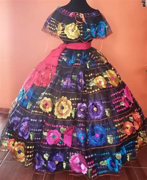 Vestido de chiapaneca bordado en seda en 2022 Traje típico Chiapa