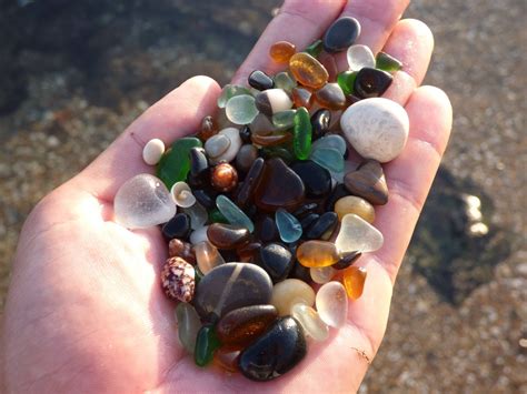 Courtesy Of Beachcombing In Rota Sea Glass Beach Beach Stones Oregon Beaches Ocean Treasures