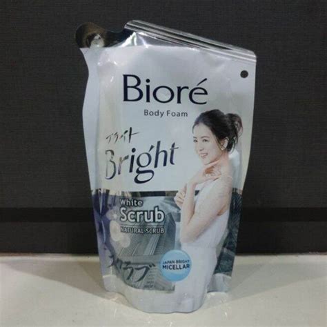 Biore Body Foam Bright White Scrub Natural Scrub 220 Ml Lazada Indonesia