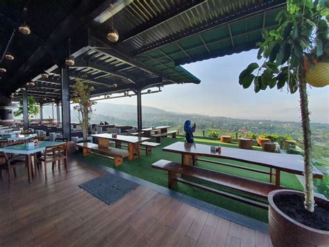 Skyline Best View Resto - Review jajankuyatbdg di restoran Skyline, Dago Atas, Bandung