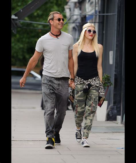 Photo Gwen Stefani et Gavin Rossdale se promènent dans le quartier de