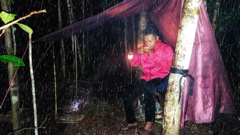 2 Hari Solo Camping Bushcraft Hujan Deras Sepanjang Malam Istirahat