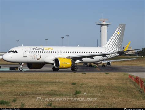 Ec Nfi Vueling Airbus A N Photo By Rui Pais Id