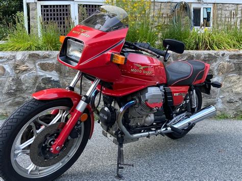 Red And Rare Moto Guzzi Le Mans Iii Rare Sportbikesforsale