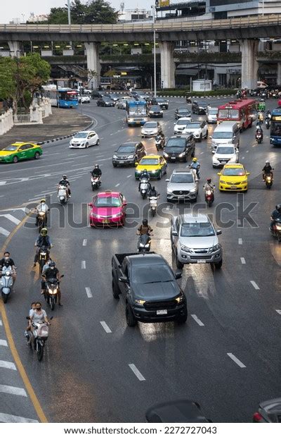 Bangkok Thailand 15 Feb 2023 Traffic Stock Photo 2272727043 Shutterstock