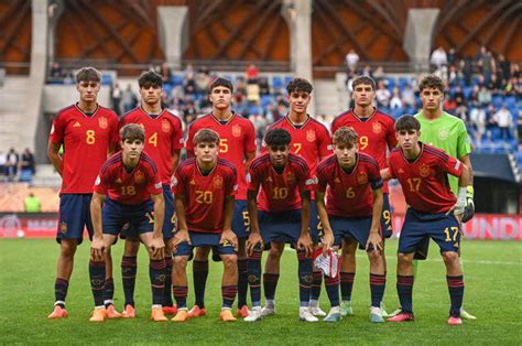 Barça Universal on Twitter Official Lamine Yamal and Spain U17 are