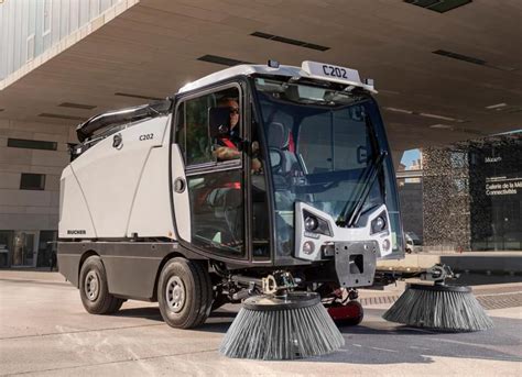 Autonomous Airport Sweeper Trucks Transtech