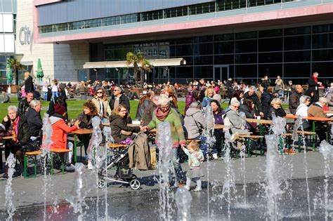 Saisonstart F R Duisburger Feierabend Event Sp Tschicht In Der City