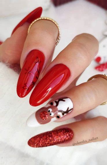 40 Festive Christmas And Holiday Nails 2021 Red Snowflake And Rudolph