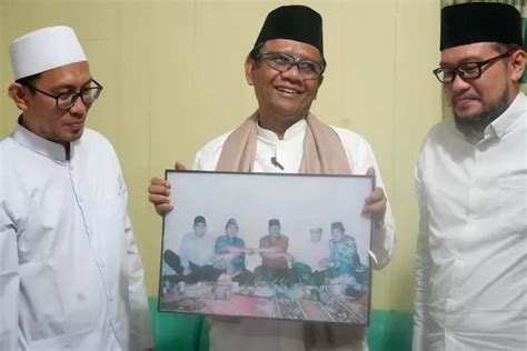 Mahfud Md Nostalgia Masa Bersama Gus Dur Di Pondok Pesantren Langitan