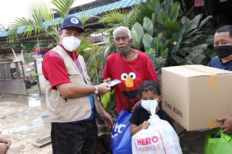 Pm Sambut Baik Penglibatan Politeknik Bantu Mangsa Banjir Malaysiaaktif