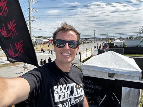 Shannon The Dude On Twitter Back For Day 3 Of Louder Than Life Fest