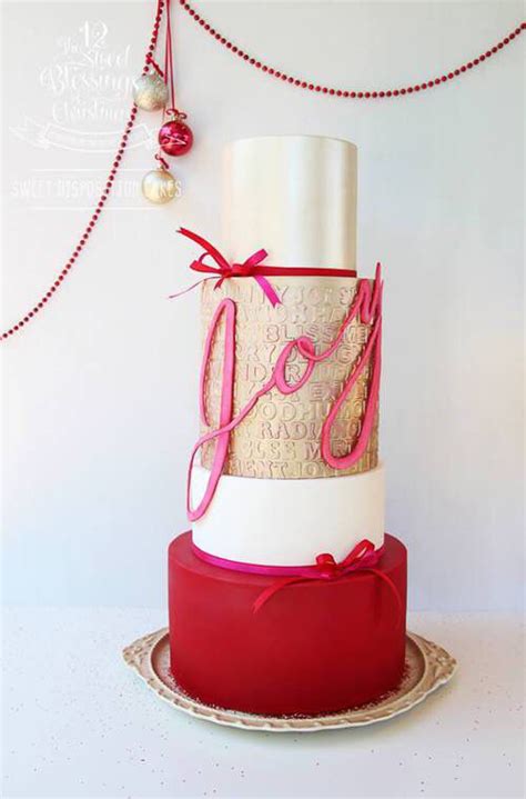 Red White Gold Cake Christmas Cake Christmas Wedding Cakes Xmas Cake