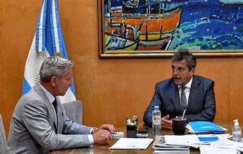 Chubut Firm Con Naci N Un Acuerdo De Refinanciamiento De La Deuda Por