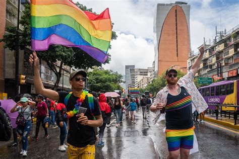 Caracas Se Tiñó De Arcoíris Para Conmemorar El Mes Del Orgullo Lgbtiq El Diario