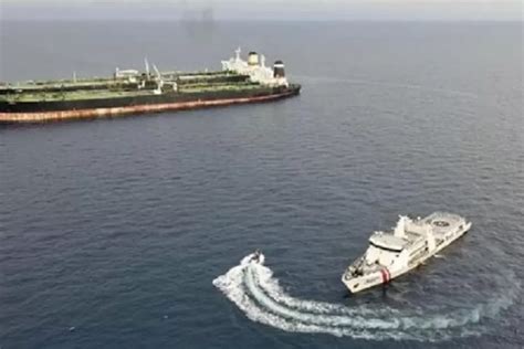 Bakamla Kuak Pengelabuan Yang Dilakukan Kapal Tanker Iran Diduga