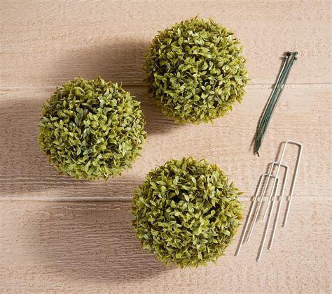 As Is Wicker Park Set Of Indoor Outdoor Faux Mini Boxwood Spheres