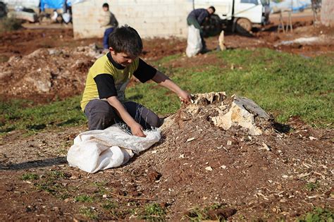 Un Cuts Food Aid To Syrian Refugees In Turkey Daily Sabah