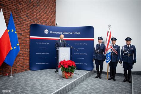 Insp Marek Boro Przej Obowi Zki Komendanta G Wnego Policji