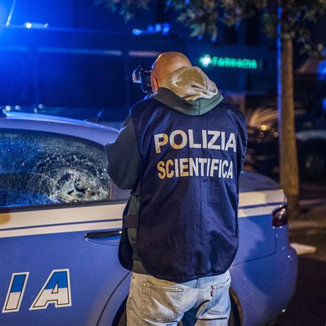 Sparatoria A Palermo Un Morto E Un Ferito Grave L Ipotesi Di Una