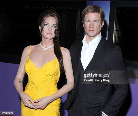 Brad Pitt Wax Figure Photos And Premium High Res Pictures Getty Images