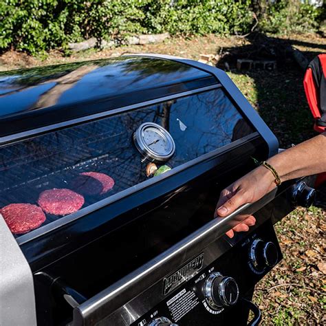 Monument Grills 4-Burner Propane Gas Grill In Black Porcelain Enamel ...