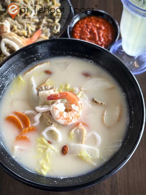 Seafood Soup Ieatishootipost