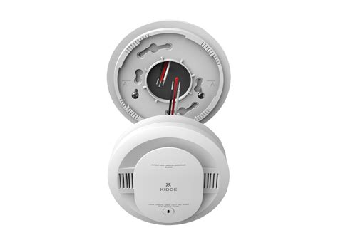 Detect Combination Smoke And Carbon Monoxide Alarm Hardwired With Aa