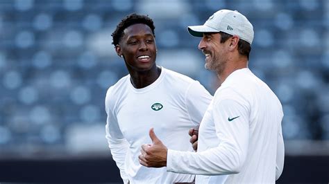 Jets Sauce Gardner Jokes Aaron Rodgers Has Been Hard To Reach After